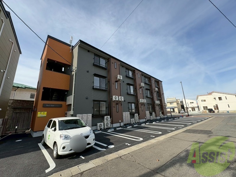 建物外観　塩竃市港町２丁目「Ｐｏｒｔ　　ｔｏｗｎ」