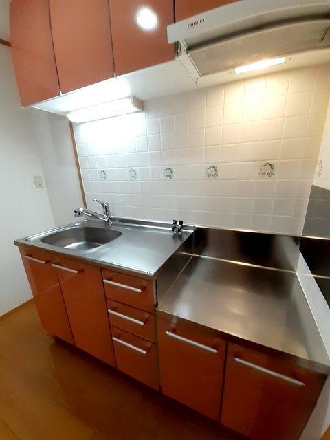 キッチン　玄関