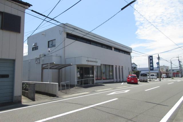 銀行　阿波銀行 川内支店（銀行）まで1382m
