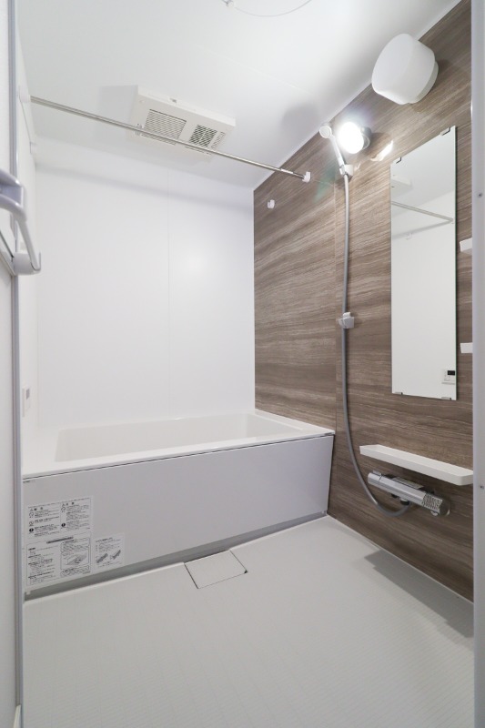 バス・シャワールーム　図面と現状に相違がある場合には現状を優先