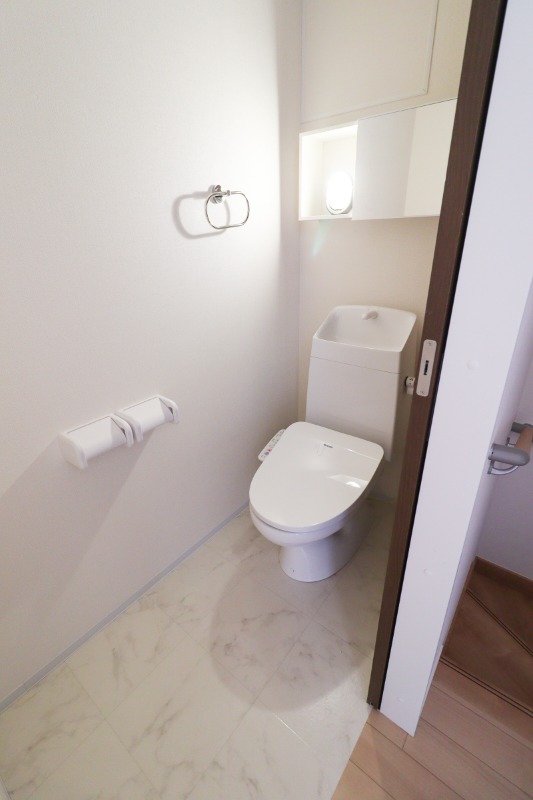 トイレ　図面と現状に相違がある場合には現状を優先