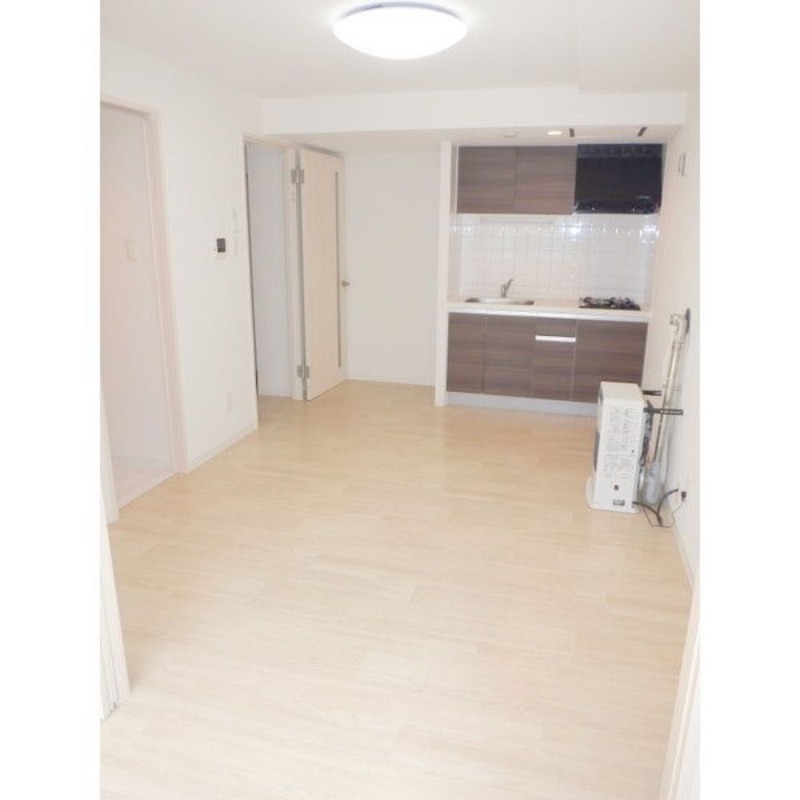 居室・リビング　広々リビングスペースございます！