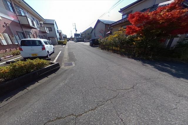 その他　前面道路（その他）まで0m