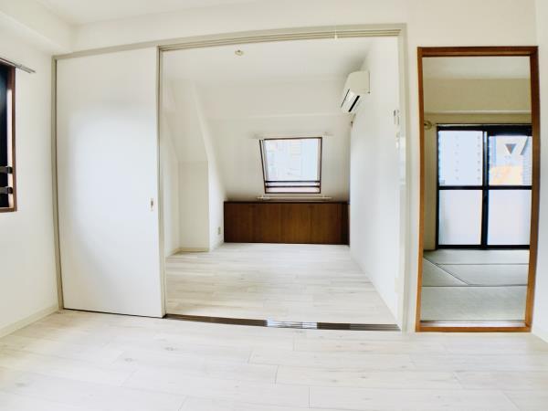 居室・リビング　居間です