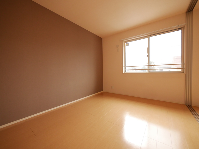 その他部屋・スペース　★フローリングの綺麗な洋室です★