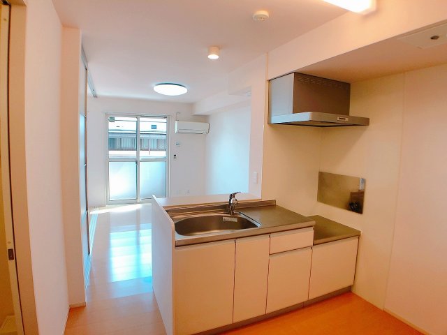 居室・リビング　南向きでとっても明るいリビング