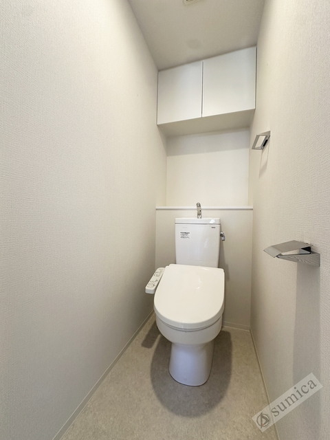 トイレ　温水洗浄便座