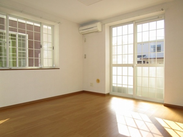 居室・リビング　リビング