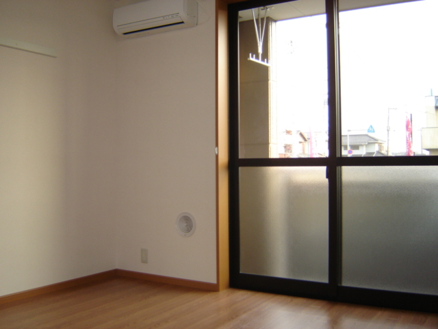 居室・リビング　洋室