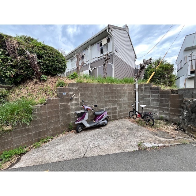 その他共有部分　無料駐輪場あります♪バイクもＯＫ♪