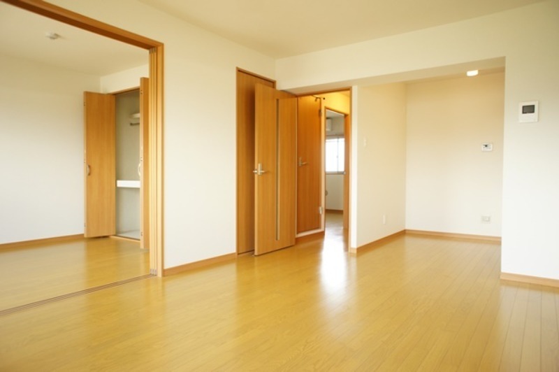 居室・リビング　図面と現状に相違がある場合には現状を優先