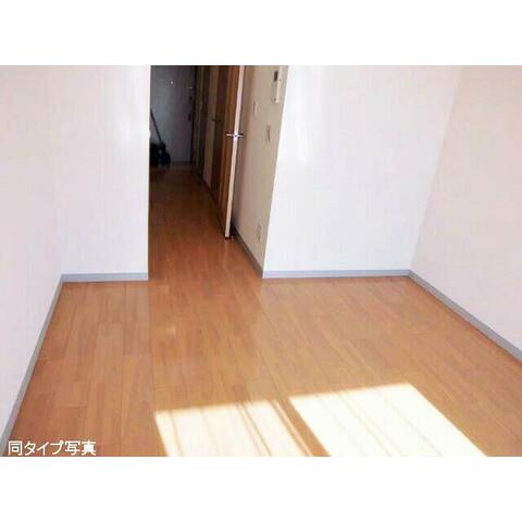 居室・リビング　7.4帖の洋室♪