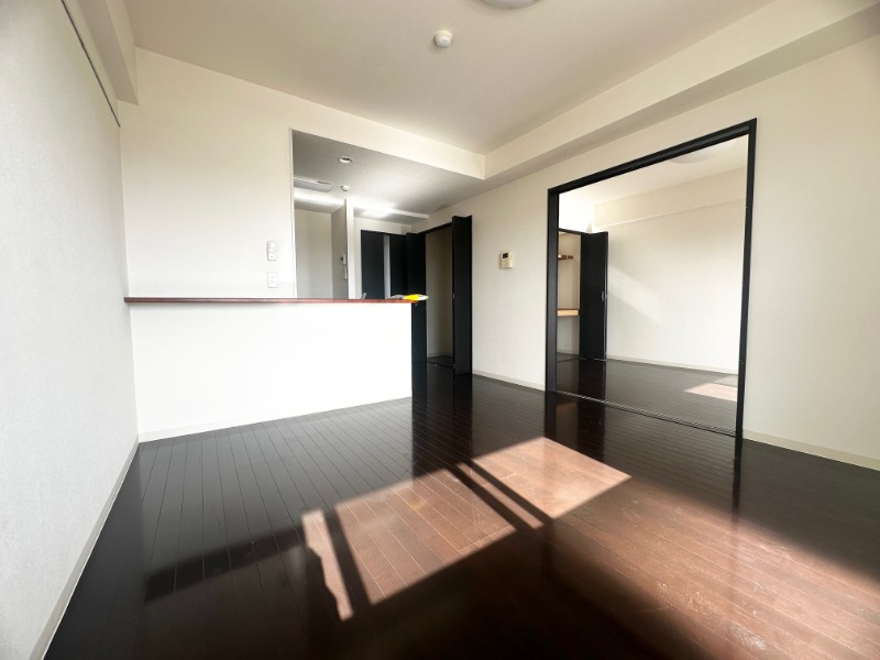 居室・リビング　※別部屋参考写真