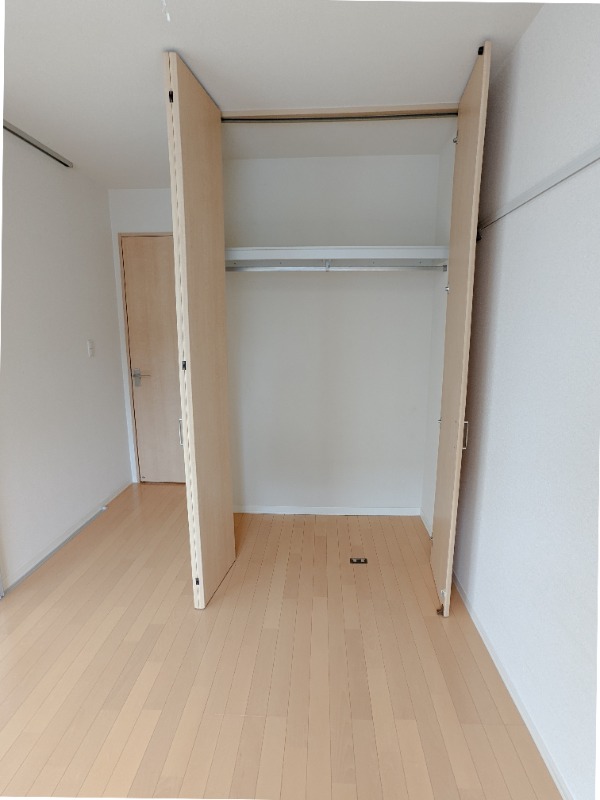 収納　図面と現状に相違がある場合には現状を優先