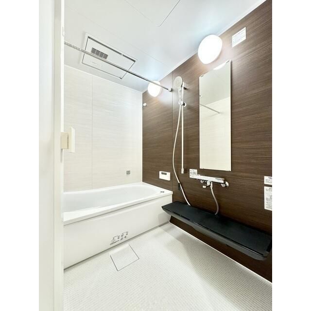 バス・シャワールーム　Ｂ・Ｔ別　追焚機能　浴室暖房乾燥機