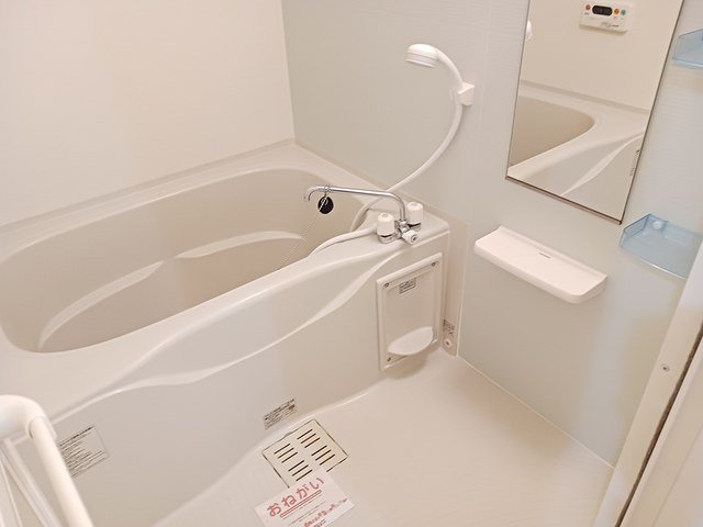 バス・シャワールーム　きれいなお風呂です