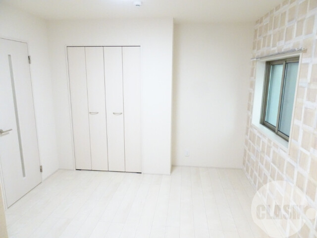 居室・リビング　フローリングだからお掃除しやすいです♪