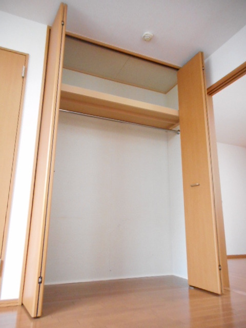 収納　奥行きのあるクローゼット