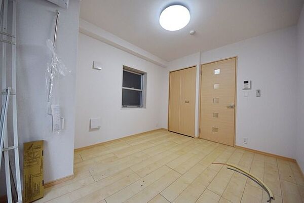 居室・リビング　※別部屋の参考写真です。