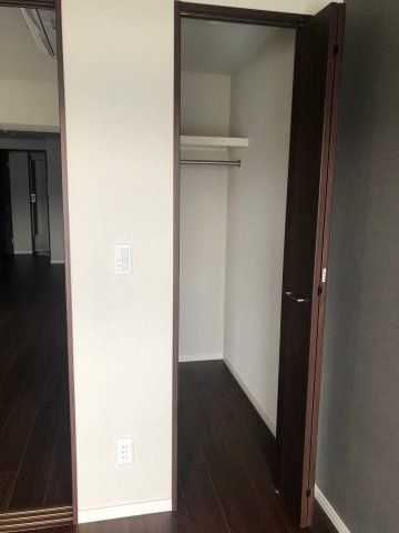 収納　写真は同タイプ住居です。