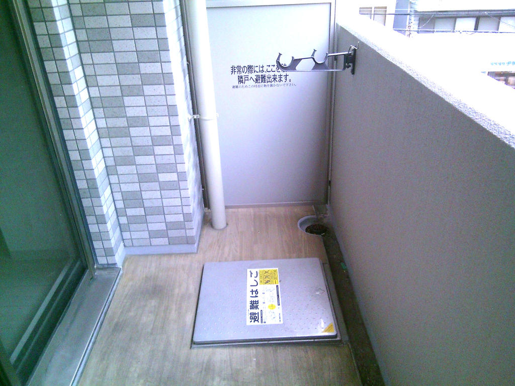 バルコニー　バルコニー