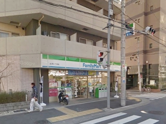 コンビニ　ファミリーマート志茂二丁目店（コンビニ）まで115m