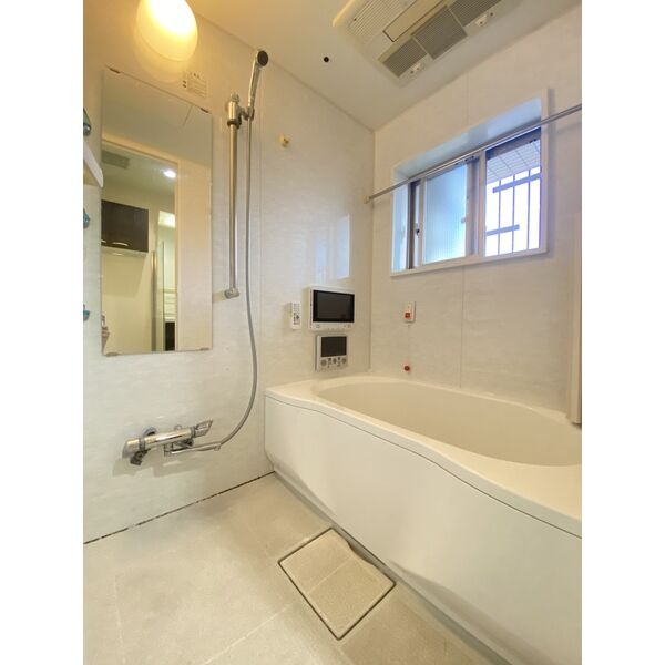 バス・シャワールーム　ゼウス難波プレミアム　浴室