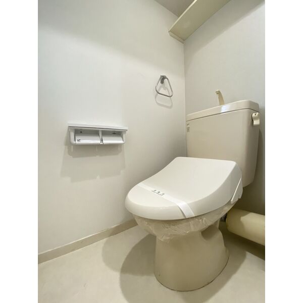 トイレ　ゼウス難波プレミアム　トイレ