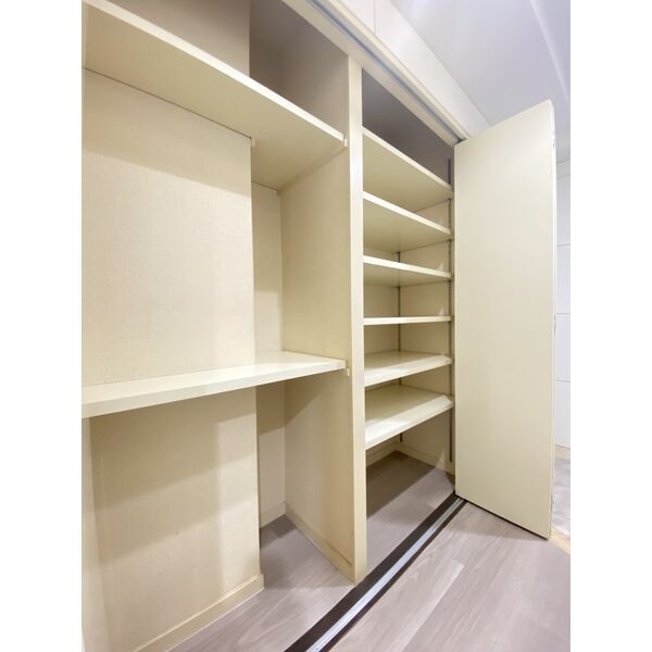 収納　CITY SPIRE難波プレミア　収納