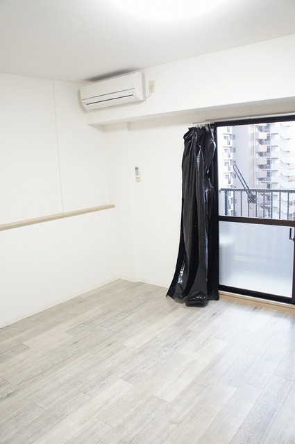 居室・リビング　明るい洋室♪