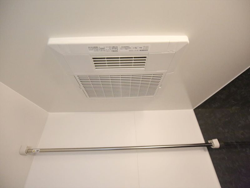 その他設備　浴室暖房乾燥機