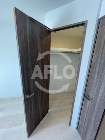 収納　ハビテ靭センターコート　ウォークインクローゼット