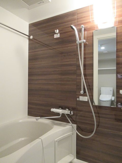 バス・シャワールーム