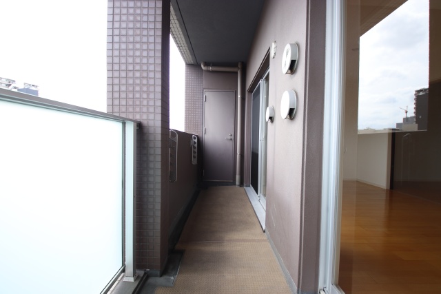 バルコニー　※別室の参考写真の為、現況優先です。