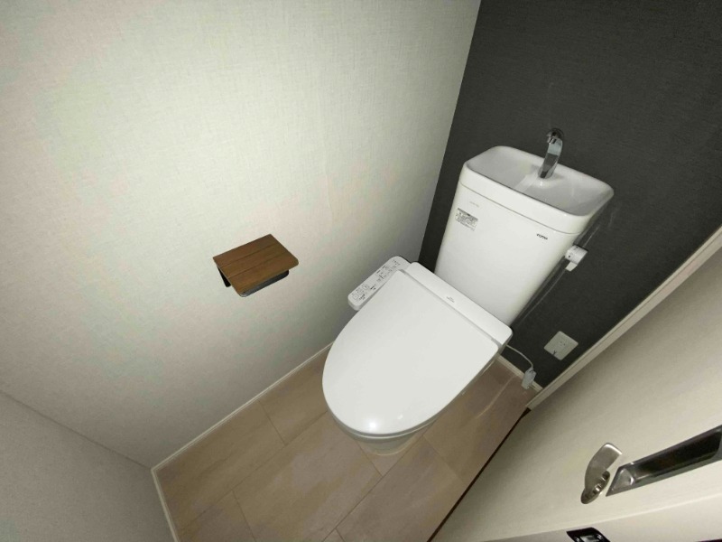 トイレ　別号室イメージ