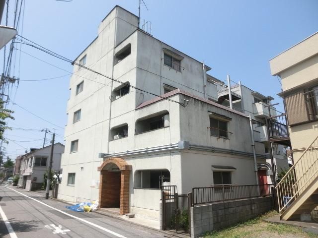 建物外観　駅まで徒歩１０分の鉄筋コンクリート造マンションです