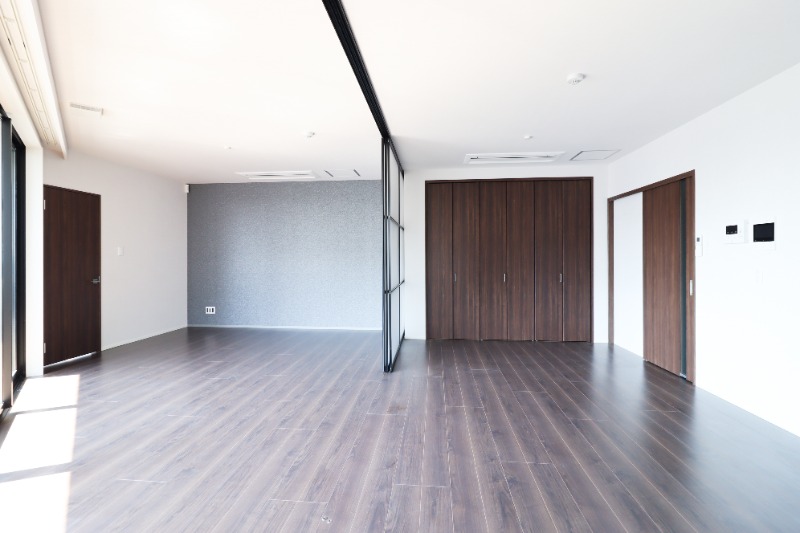 居室・リビング　図面と現状に相違がある場合には現状を優先