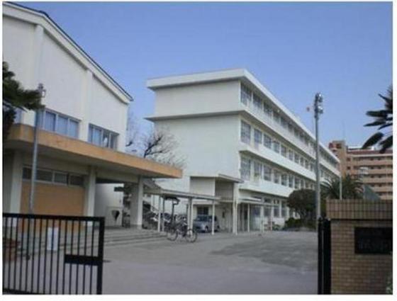 小学校　広島市立祇園小学校（小学校）まで611m