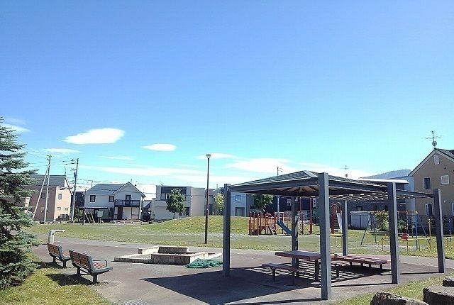 公園　公園（公園）まで500m