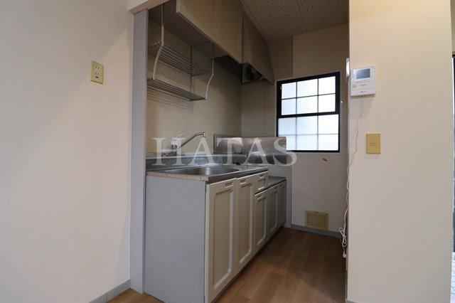 キッチン　同物件別部屋です。