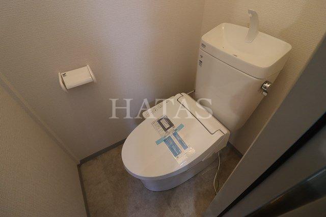 トイレ　同物件別部屋です。