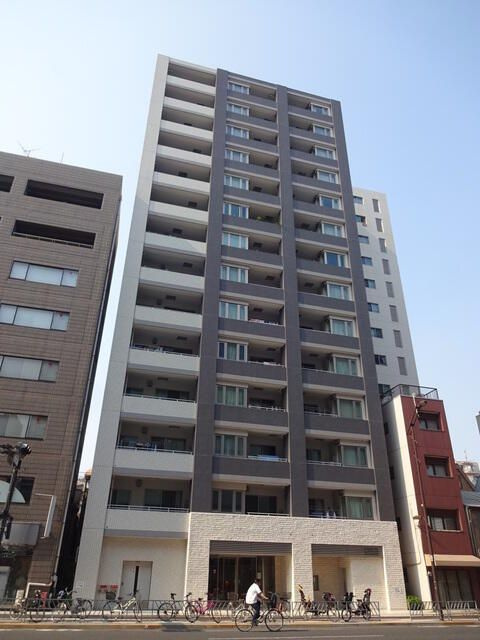 建物外観　落ち着いた雰囲気の外観です