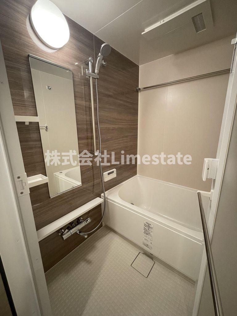 バス・シャワールーム　別部屋参考写真