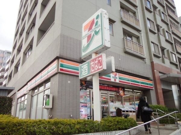 コンビニ　セブンイレブン（コンビニ）まで2000m