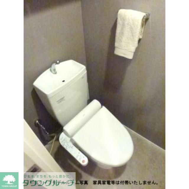 トイレ　※写真は同タイプ住戸です。