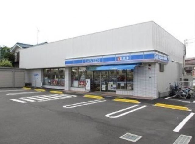 コンビニ　ローソン練馬春日町二丁目店（コンビニ）まで88m