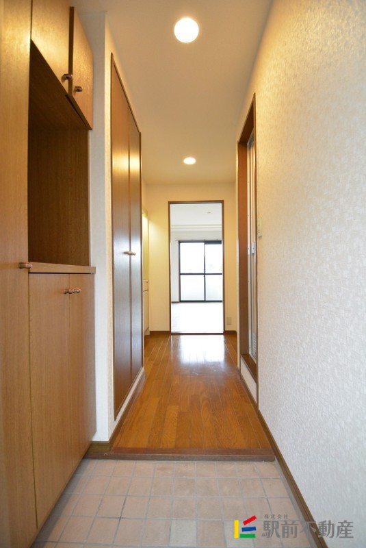 玄関　※同タイプ別部屋