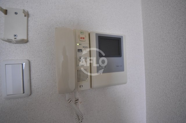 セキュリティ　小松パラッツォ旧源蔵町　モニター付きインターホン