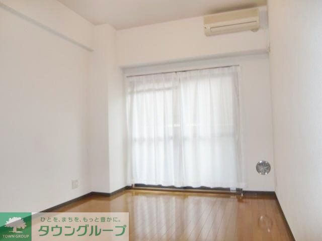 居室・リビング　明るく綺麗なお部屋です