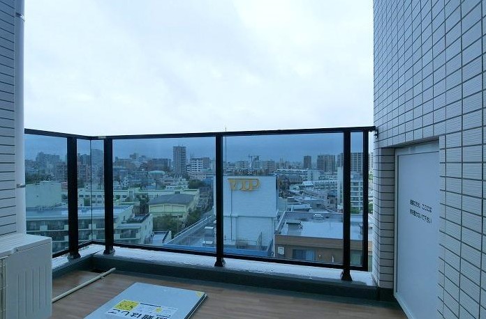 バルコニー　※別部屋参考写真となります。